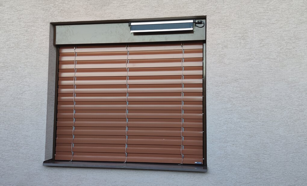 Solar-powered exterior blinds